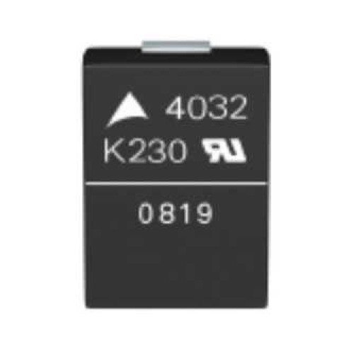 VARISTOR (3225) 1210 47V 300A 30VAC 38VDC SMT - B72530T0300K062