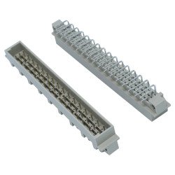 CONNECTOR 48PIN DIN CONN. 90°C MALE CONNFLY - DS1120-96M0R12 CONNECTOR 48PIN DIN CONN. 90°C MALE CONNFLY - DS1120-96M0R12